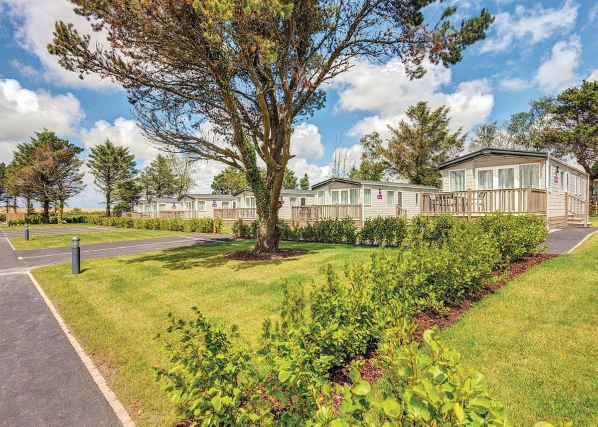 Piran Meadows Resort 뉴키 외부 사진